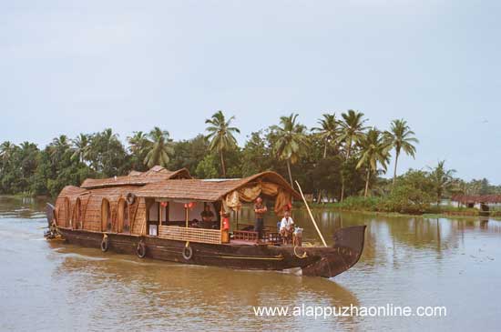 kerala houseboat backwaters of kerala india